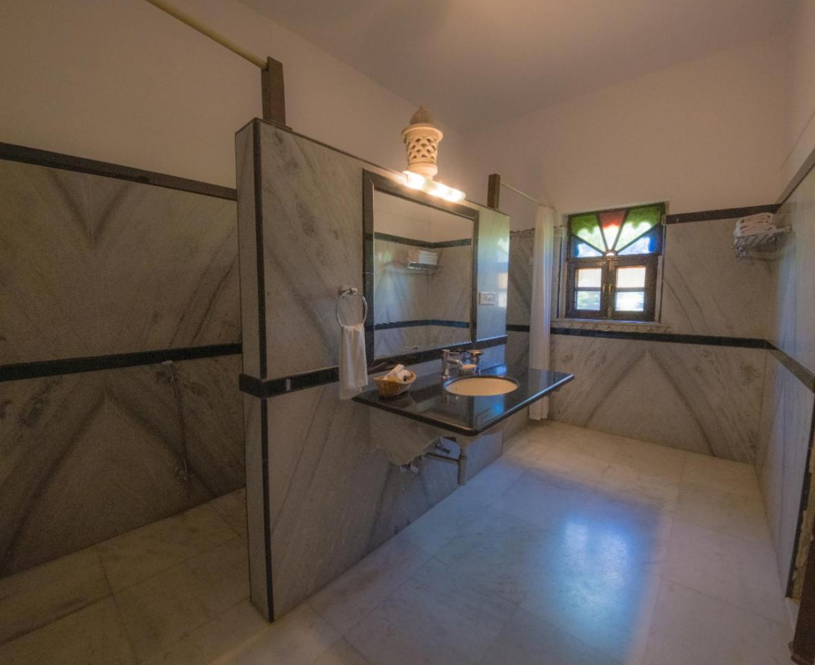 Ranakpur Safari Resort Sādri Esterno foto